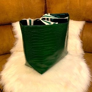 Sak’s Fifth Avenue Tote